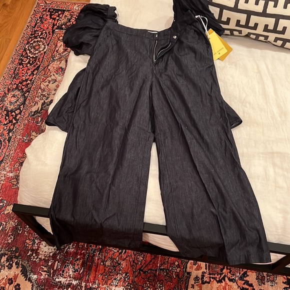 Kiki Vargas x Target puff sleeve button down - Picture 3 of 4